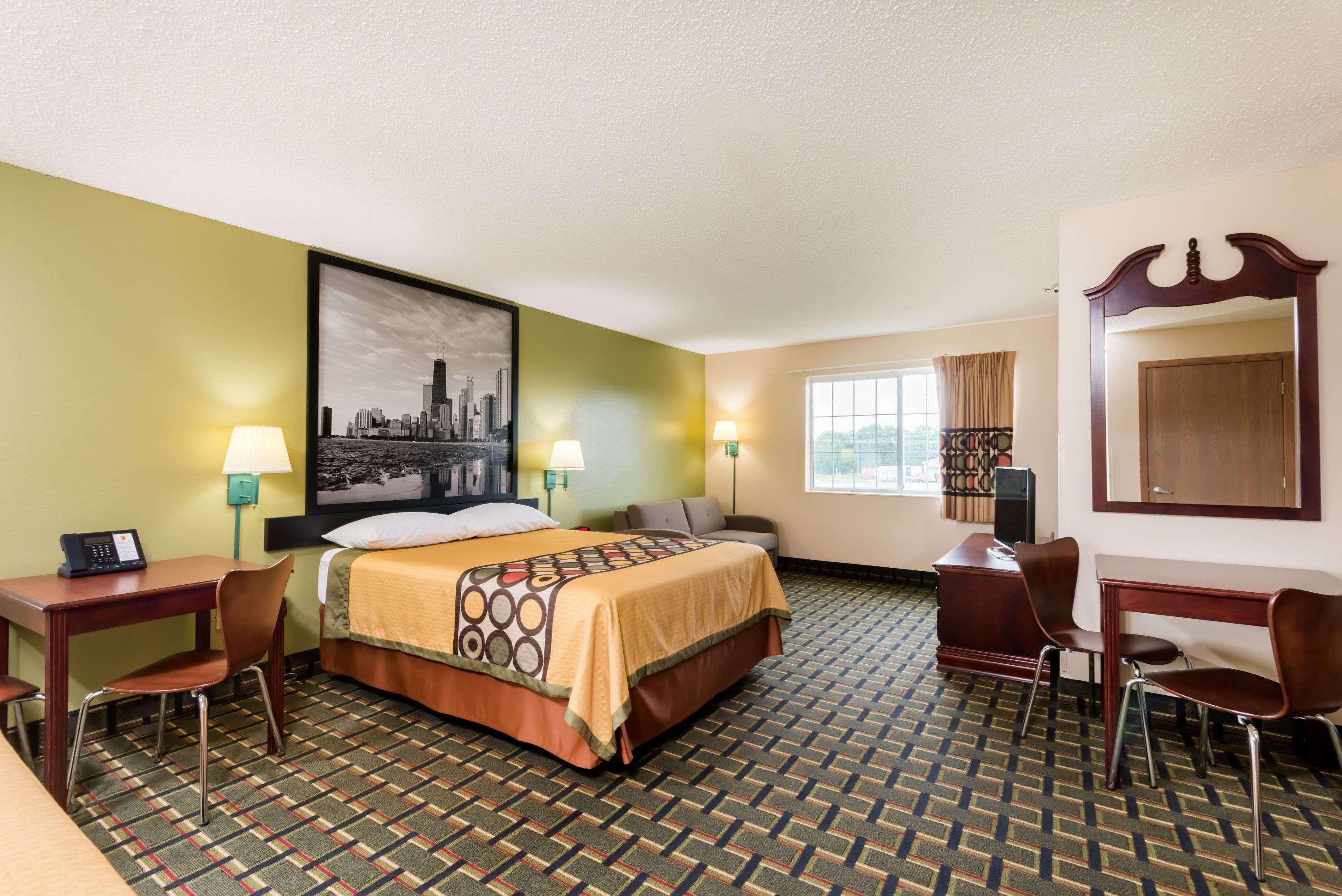 Super 8 By Wyndham Mt. Carmel Il Hotel Mount Carmel Exterior photo