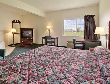 Super 8 By Wyndham Mt. Carmel Il Hotel Mount Carmel Room photo