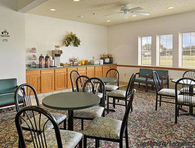 Super 8 By Wyndham Mt. Carmel Il Hotel Mount Carmel Restaurant photo